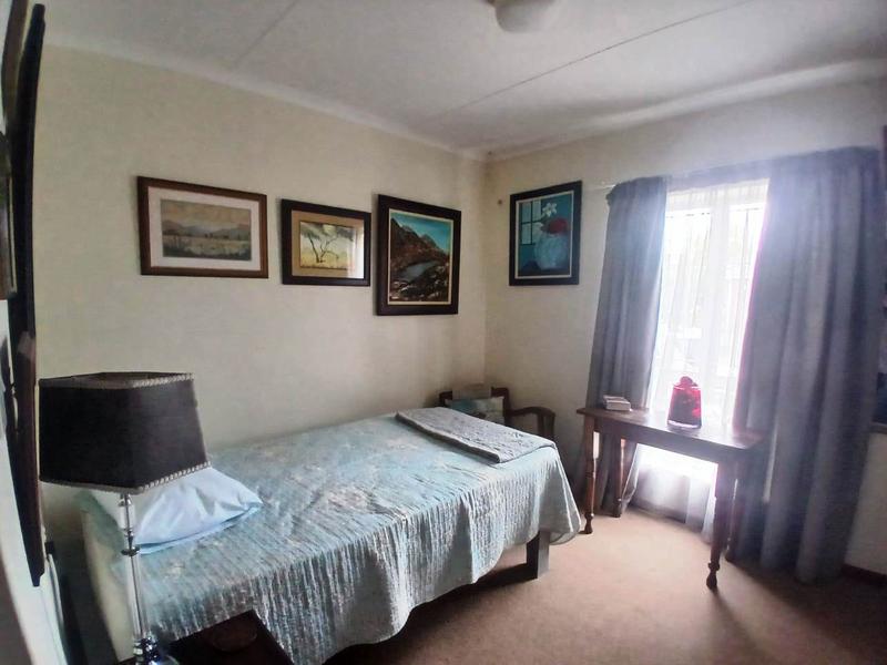 2 Bedroom Property for Sale in Denneoord Western Cape